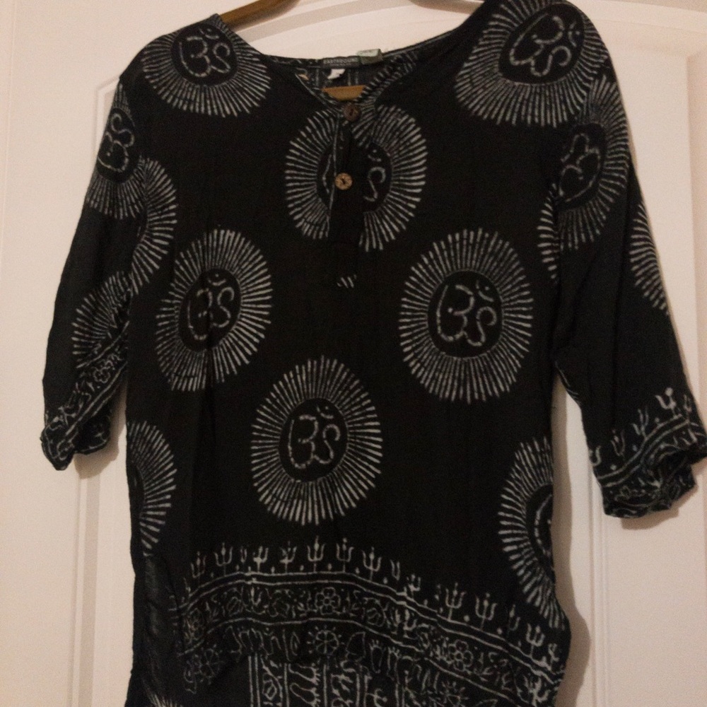 Earthbound ¾ Sleeved Top